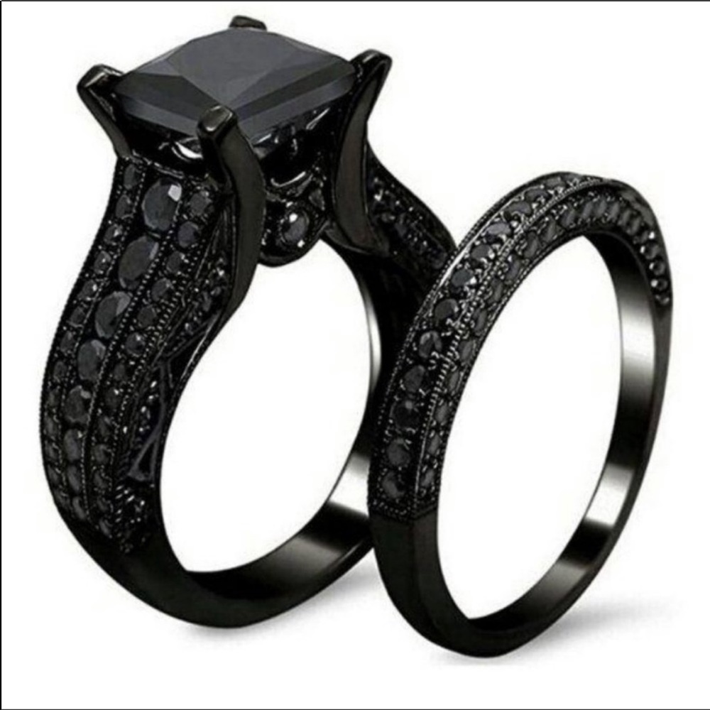 Black Square-Cut Statement Ring Set - image 8